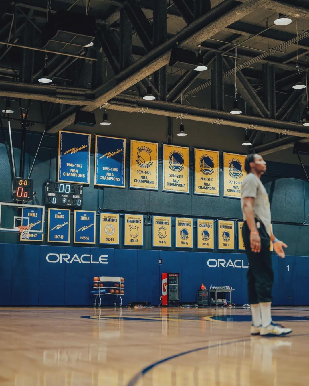 Leyu 体育网站-正式申请被交易！多队有意却无人下手！真要砸手里了？